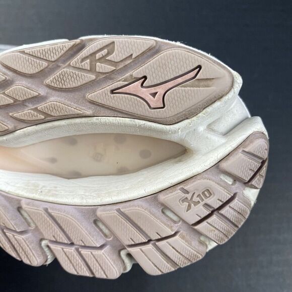 Mizuno Wave Rider 23 Women's Size 8.5 Running Shoes both are for the right foot - Picture 13 of 16